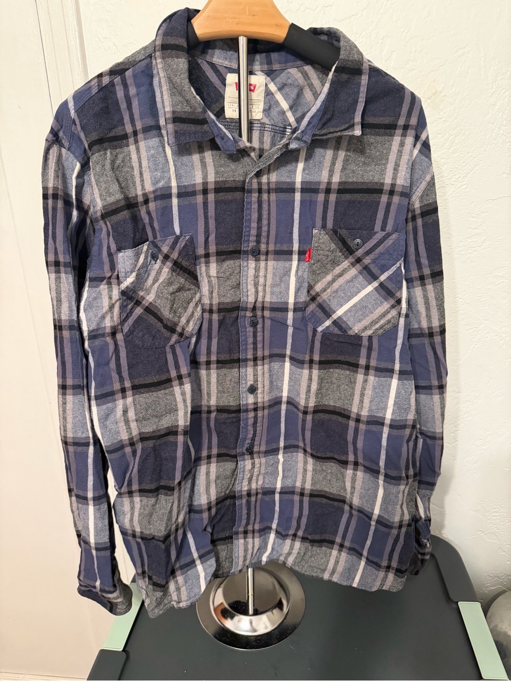 Levi's Men's Navy and Gray Plaid Button-Down Shirt